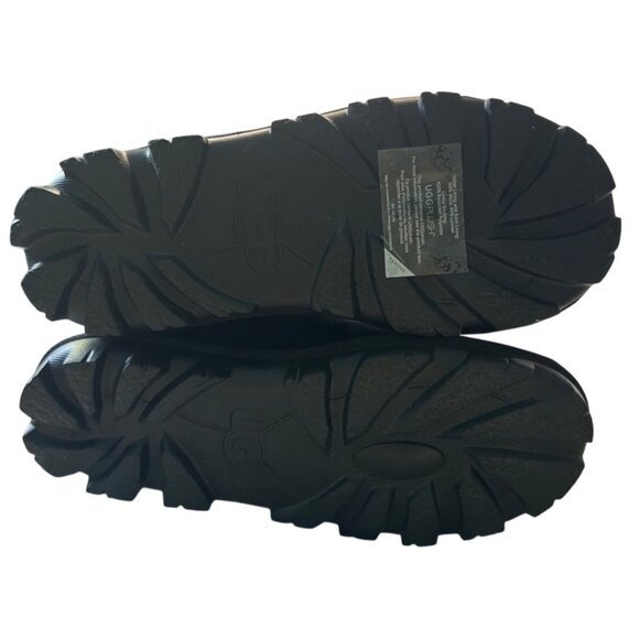 UGG Women's Classic II NEW Boot Size 7 Black - Picture 6 of 7
